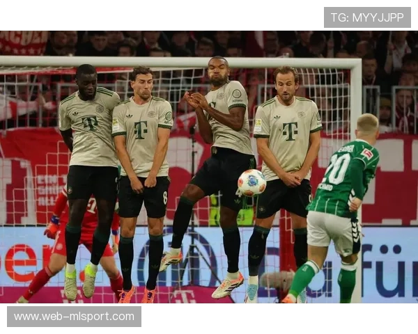 凯恩德甲赛场接助攻梅开二度，拜仁大获全胜